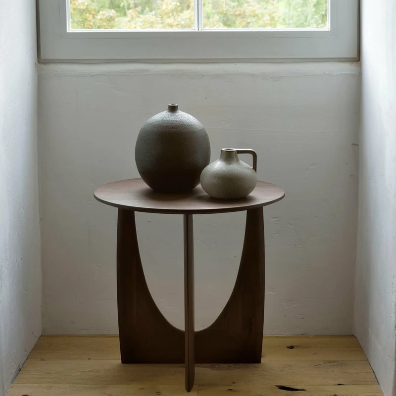 Table d'appoint géométrique en teck - Ethnicraft Accessories