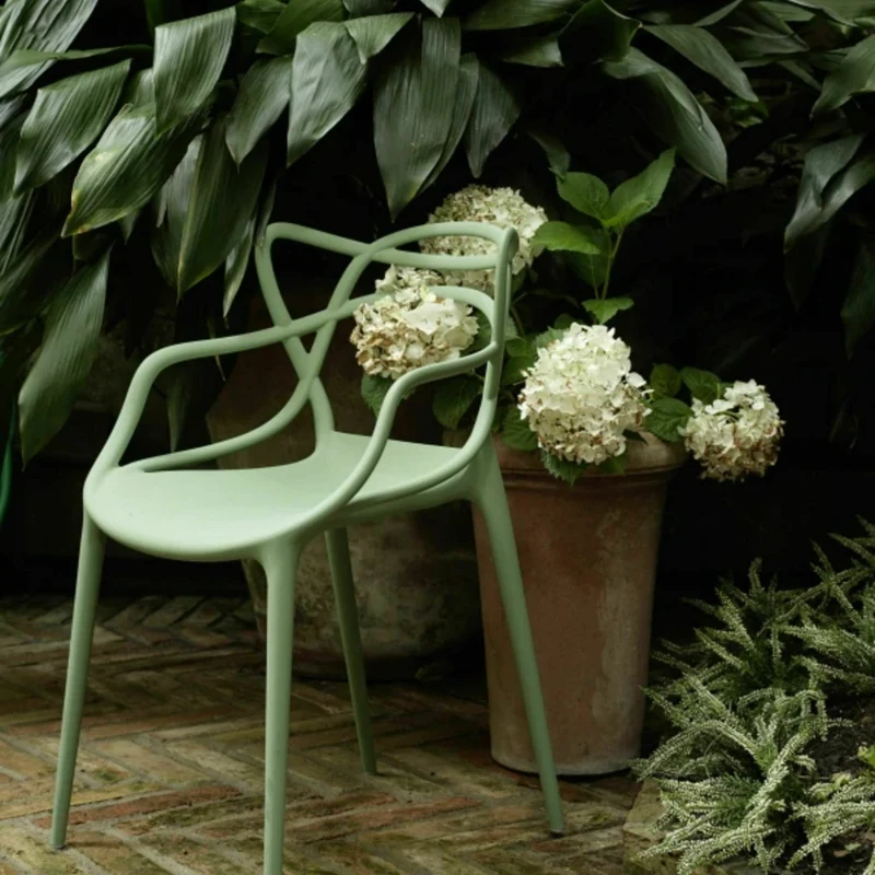 Chaise avec accoudoirs dorée Masters - Kartell