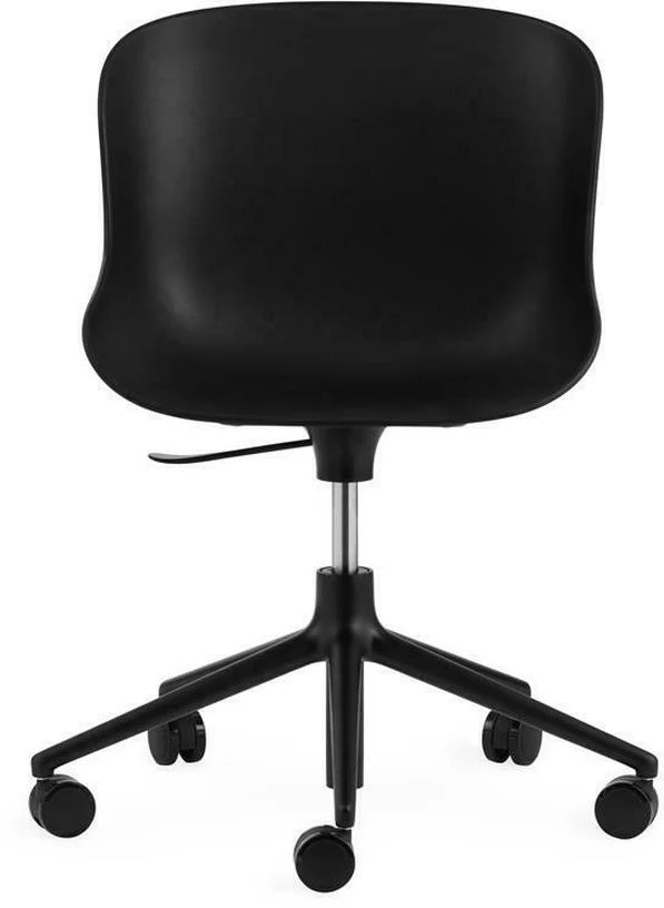 Chaise tournante à roulettes noire Swivel Norman Copenhagen noir - Normann Copenhagen