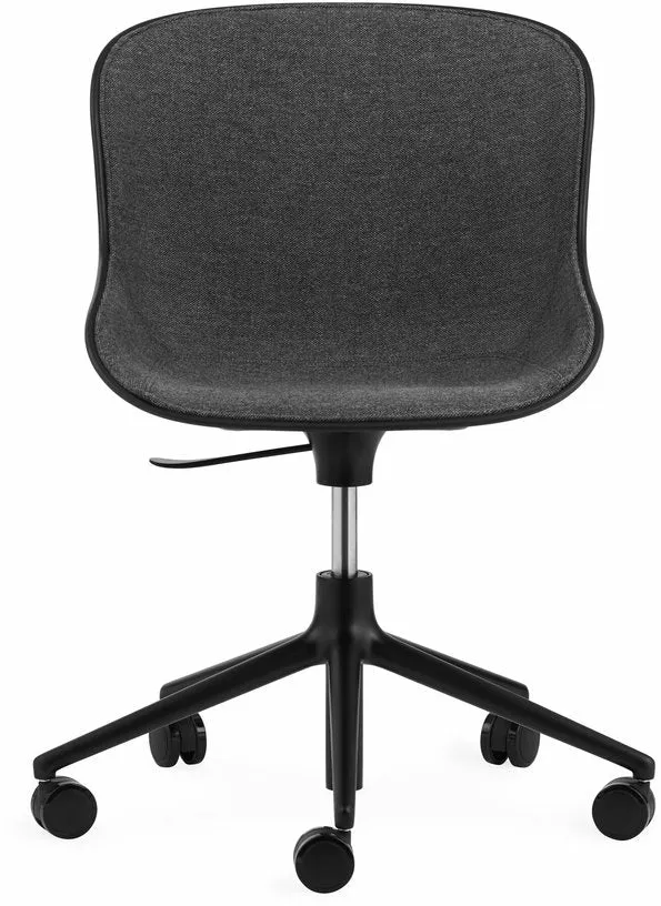 Chaise pivotante piétement noir à roulettes noire assise tissu Swivel - Norman Copenhagen