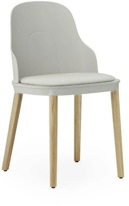 Chaise à l'assise en tissu MLF gris chaud et au piètement en chêne Allez Warm Grey - Normann Copenhagen