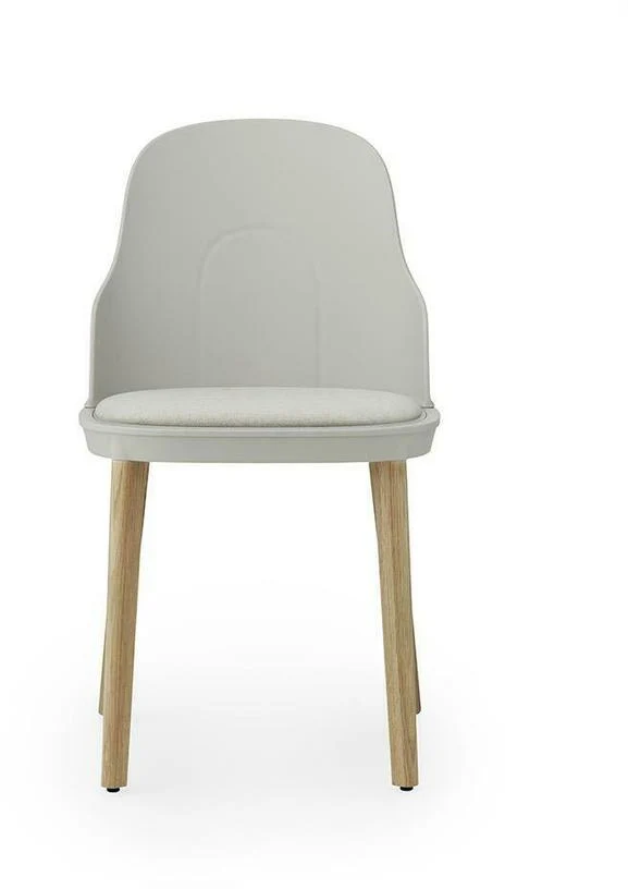 Chaise à l'assise en tissu MLF gris chaud et au piètement en chêne Allez Warm Grey - Normann Copenhagen