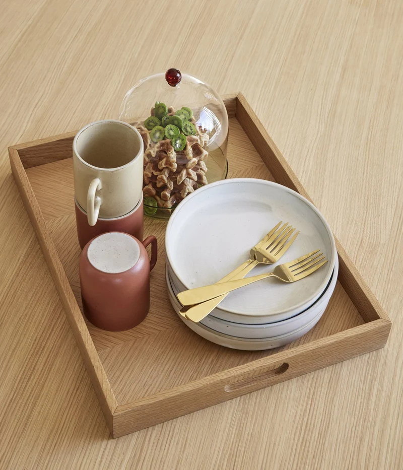 Plateau en bois de chêne strié - Hübsch