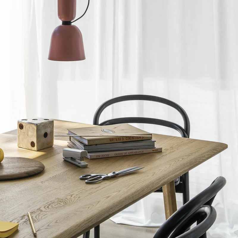 Table à manger rectangulaire en chêne noir 160 cm Alle - Hem