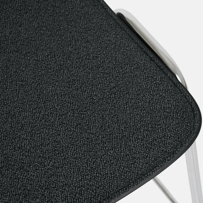 Tabouret de bar 75 cm en tissu noir et cadre argenté Touchwood - Hem