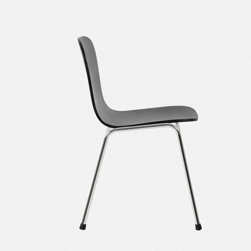 Chaise en bois noir et cadre argenté Touchwood - Hem