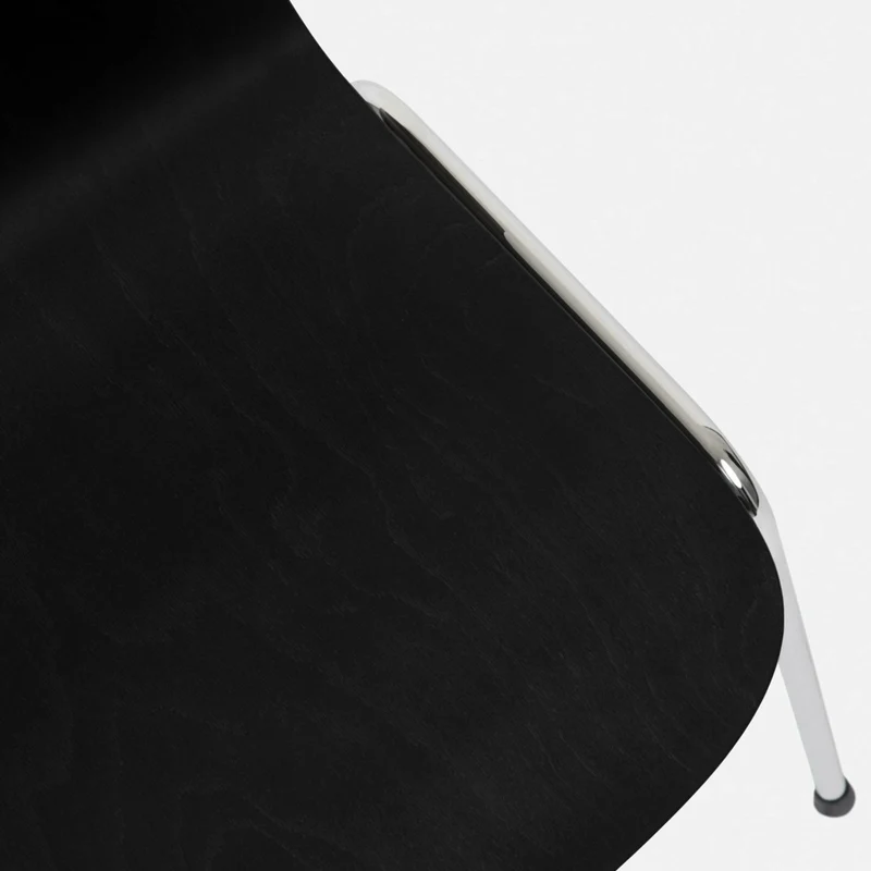 Chaise en bois noir et cadre argenté Touchwood - Hem