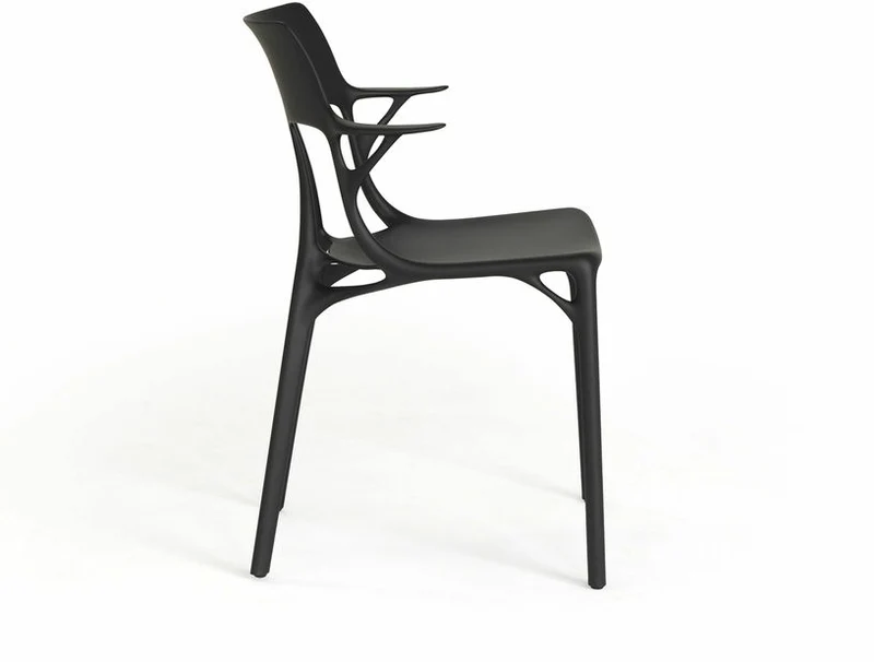 Chaise avec accoudoirs noire A.I - Kartell