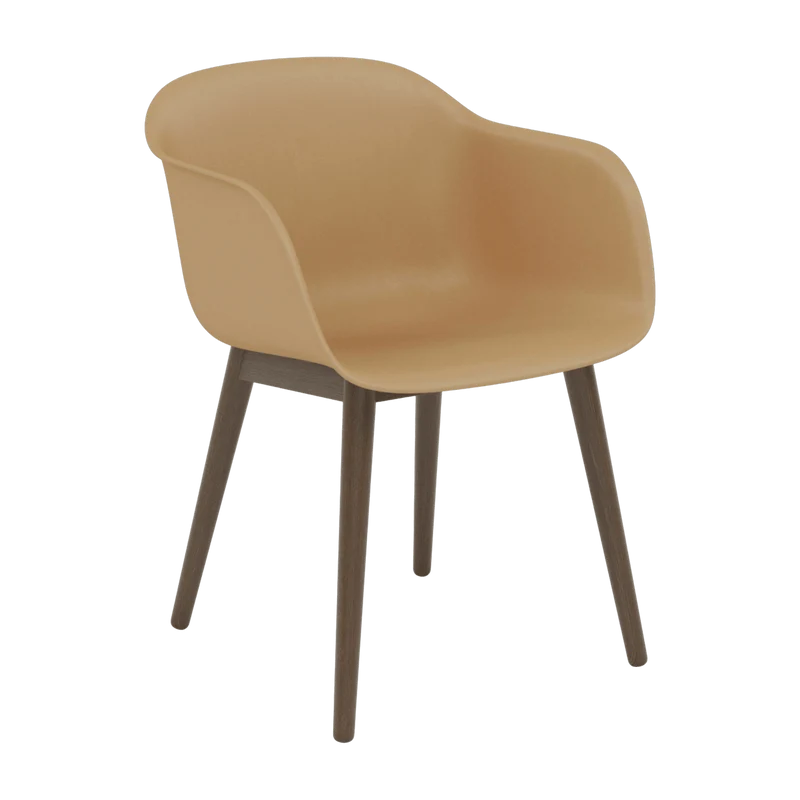Fauteuil ochre piétement en chêne foncé Fiber - Muuto