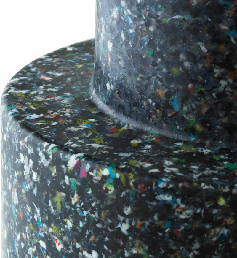 Tabouret noir multicolore pixelisé Bit noir Multi - Normann Copenhagen