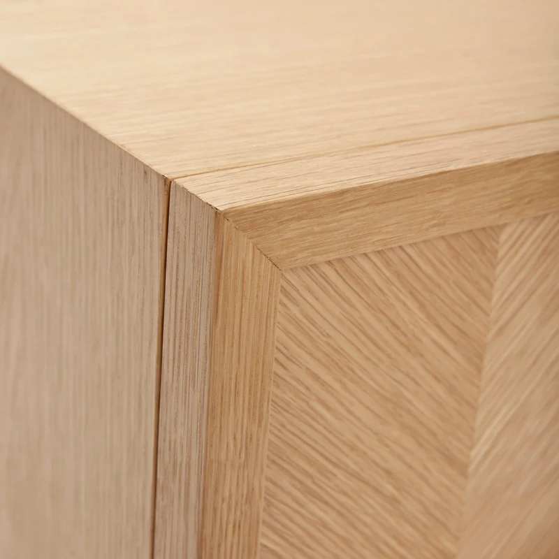 Petite commode en chêne naturel et aux motifs chevron - Hübsch