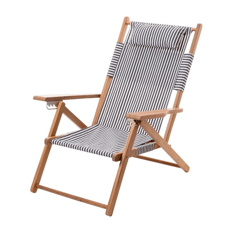 Chaise d'extérieur à rayures bleues et blanches Tommy - Business & Pleasure