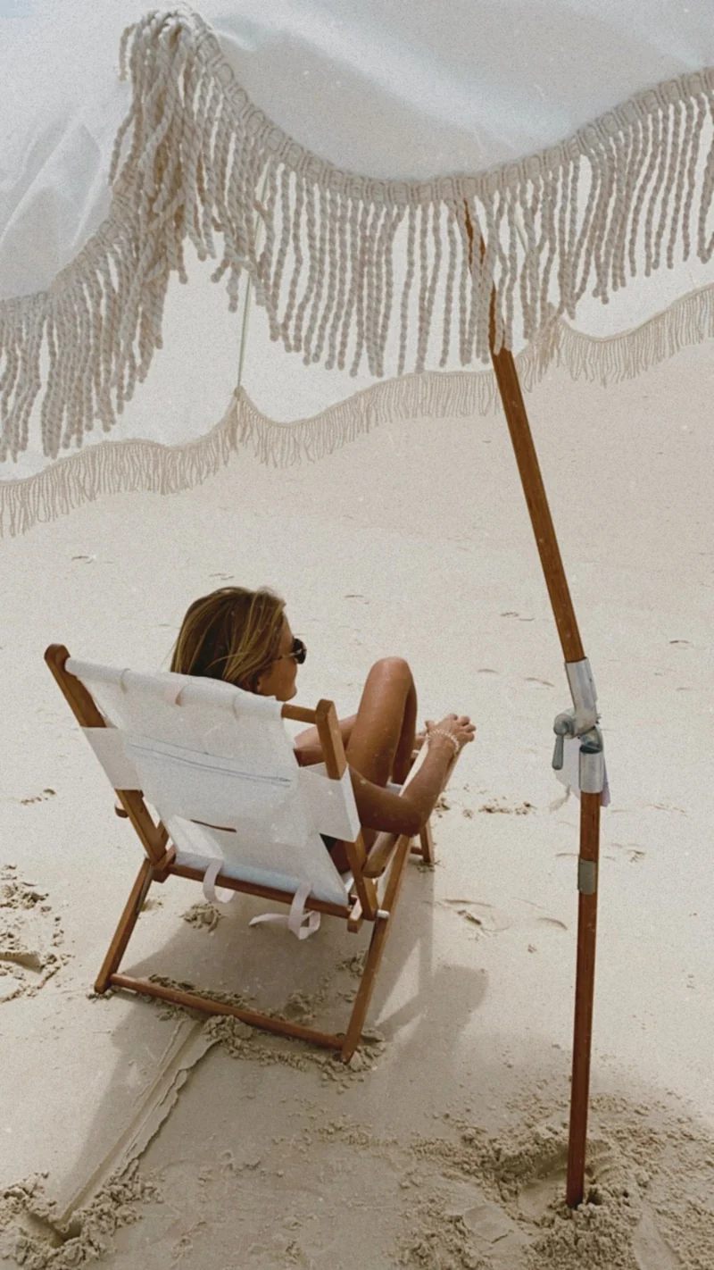 Chaise de plage pliante en tissu blanc Antique The Tommy Chair - Business & Pleasure