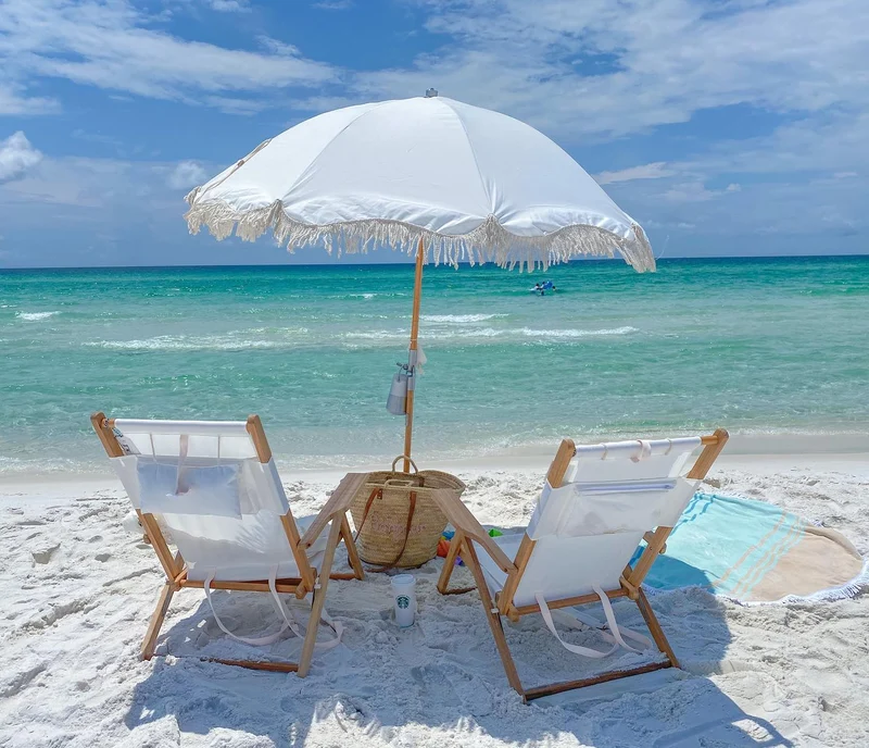 Chaise de plage pliante en tissu blanc Antique The Tommy Chair - Business & Pleasure