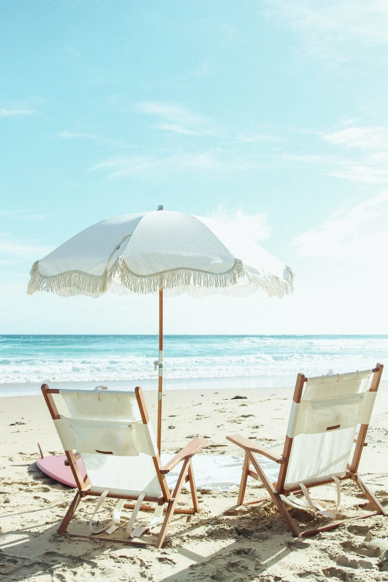 Chaise de plage pliante en tissu blanc Antique The Tommy Chair - Business & Pleasure