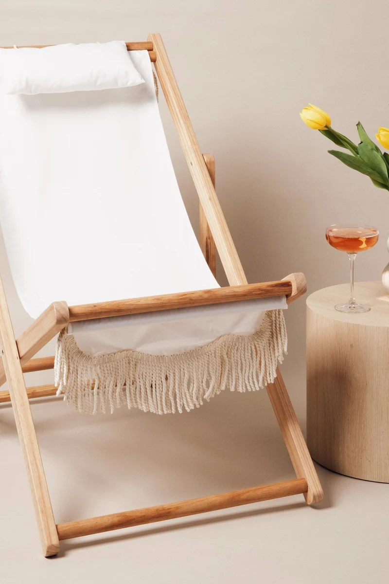 Chaise longue de jardin en tissu blanc Antique The Sling Chair - Business & Pleasure