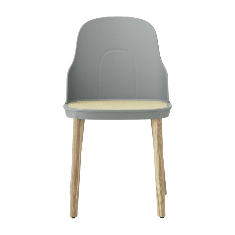 Chaise grise à l'assise en cannage moulé et au pietement en chêne Allez Grey - Normann Copenhagen