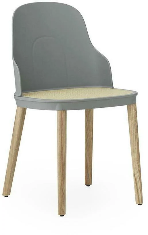 Chaise grise à l'assise en cannage moulé et au pietement en chêne Allez Grey - Normann Copenhagen