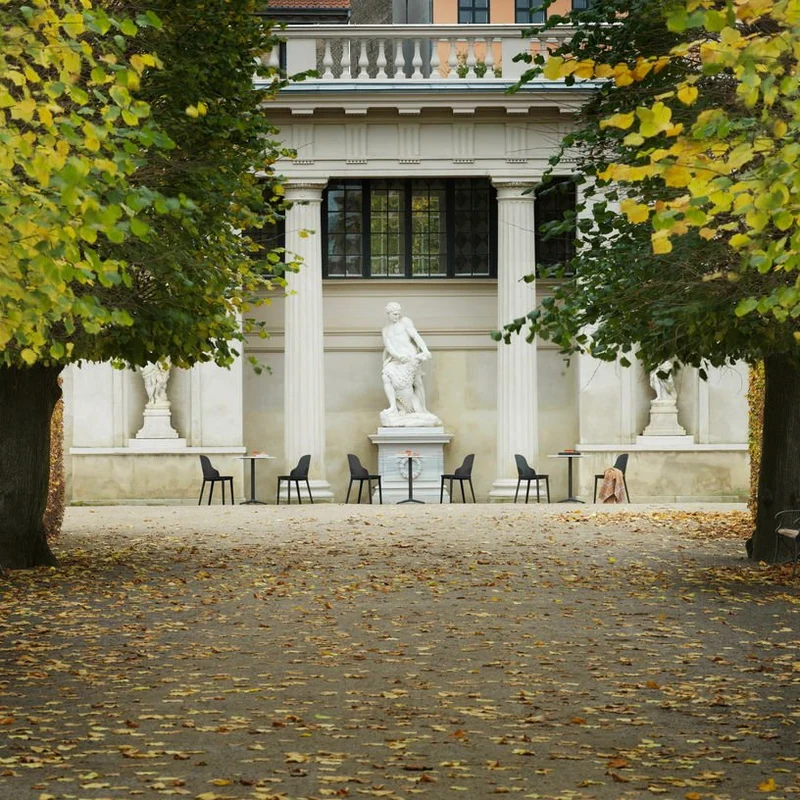 Chaise noire en polypropylène Allez noir - Normann Copenhagen