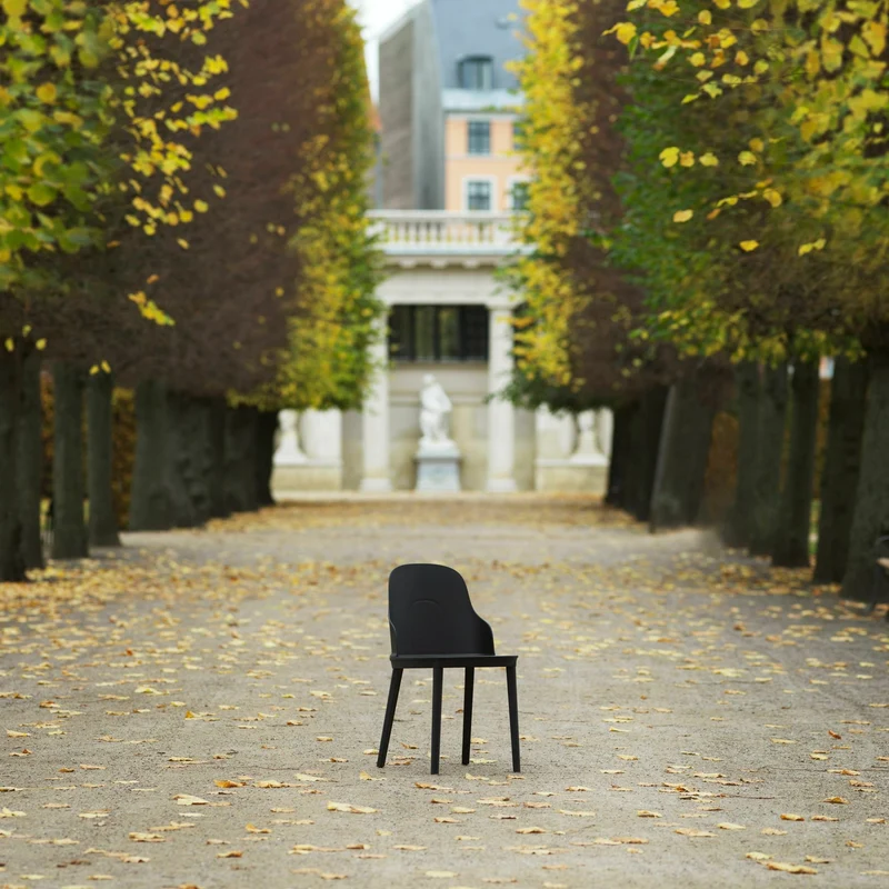 Chaise noire en polypropylène Allez noir - Normann Copenhagen