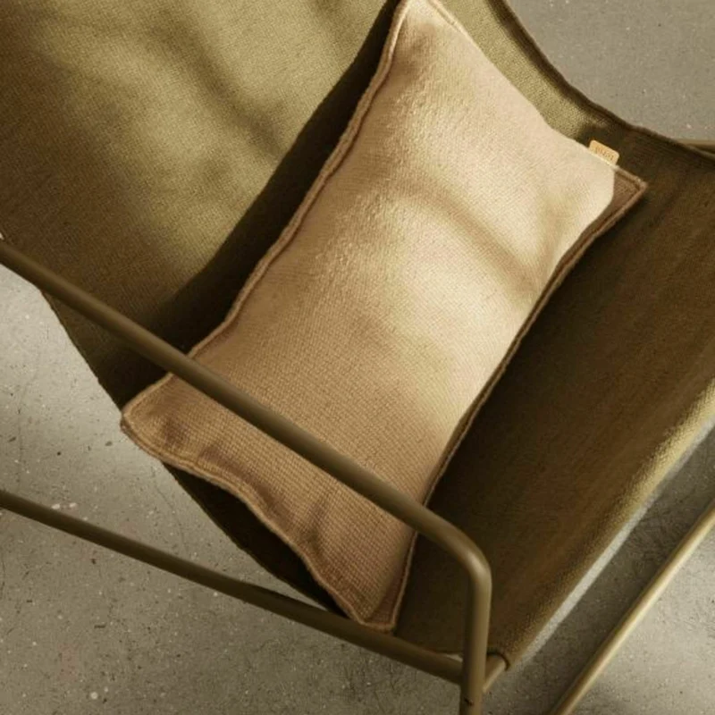 Chaise d'extérieur vert en métal vert Desert - Ferm Living