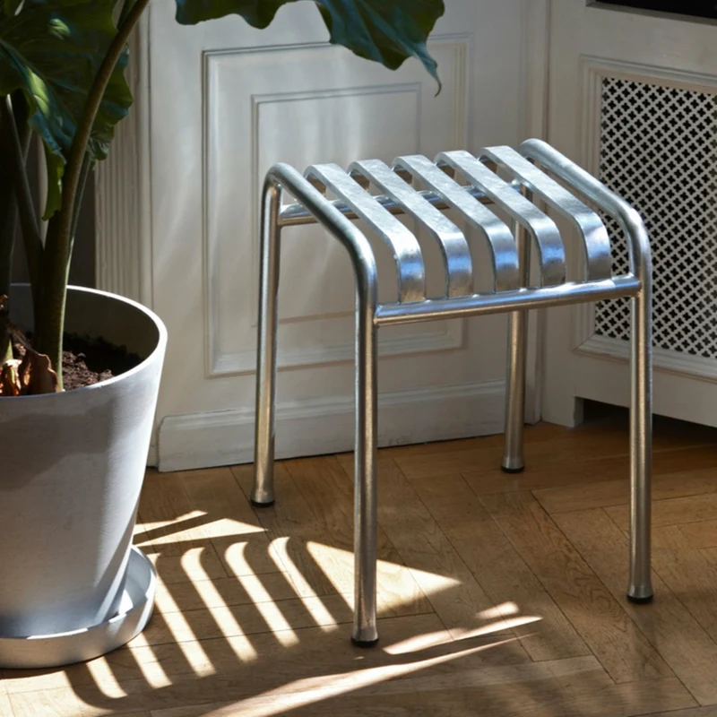 Tabouret en métal gris galvanisé Palissade - HAY