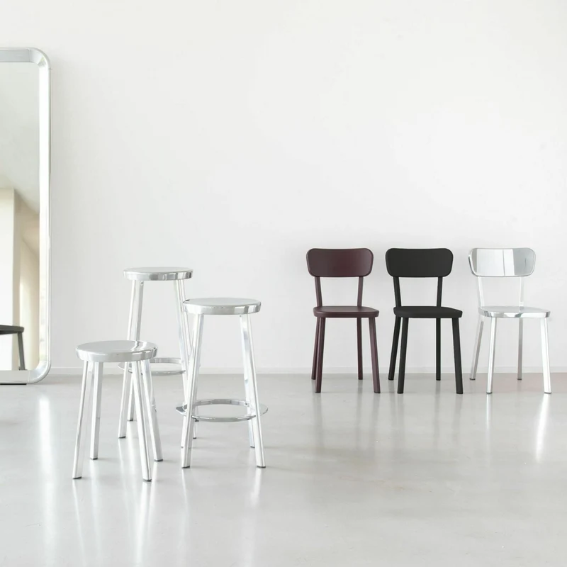 Chaise d'extérieur en aluminium noir Déja-vu - Magis
