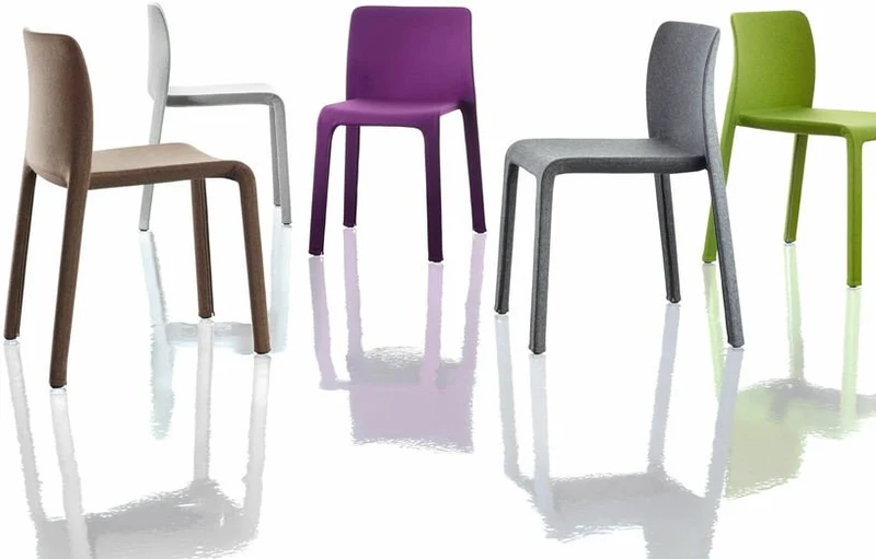 Chaise avec housse en tissu violet First Dressed - Magis