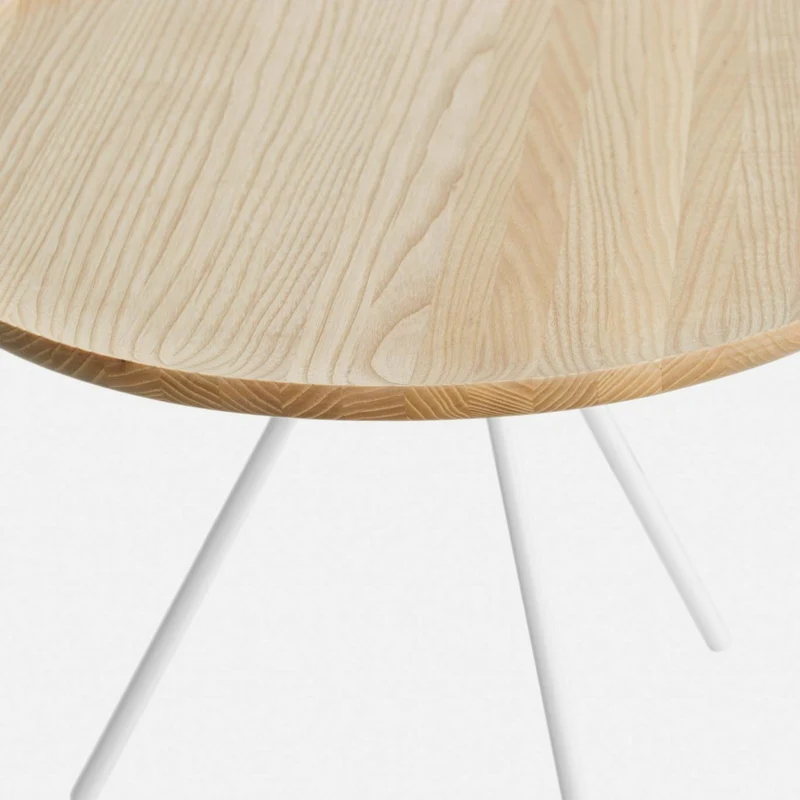 Table d'appoint en frêne et piètement blanc 43 cm Key - Hem