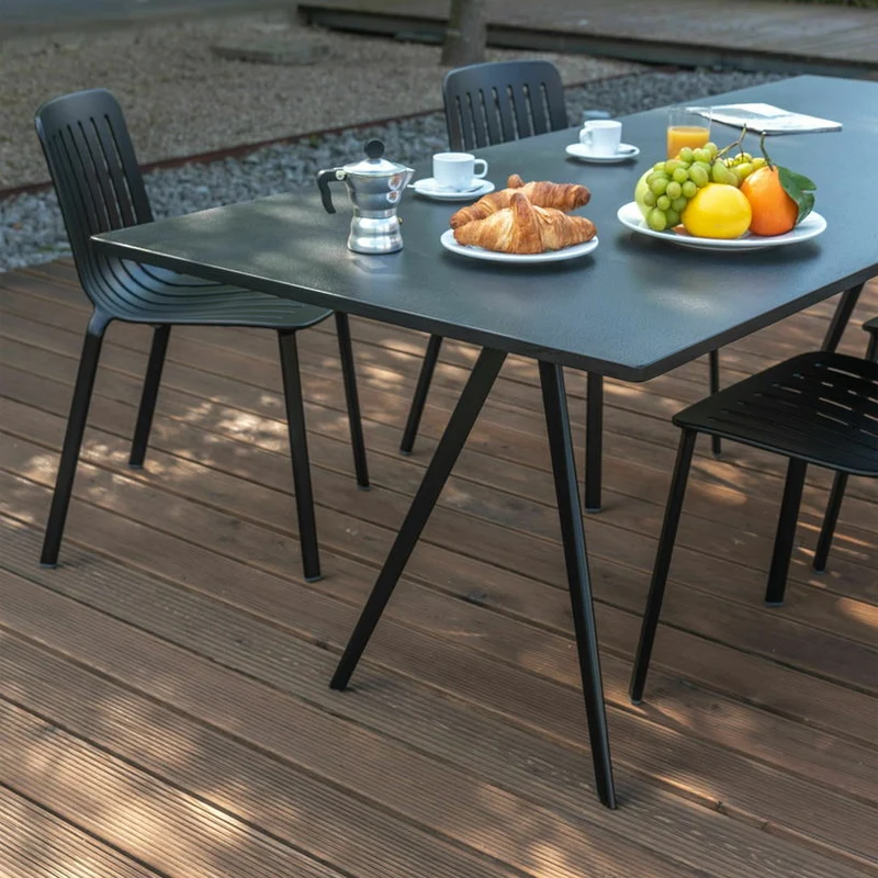 Pieds de table noirs Baguette - Magis