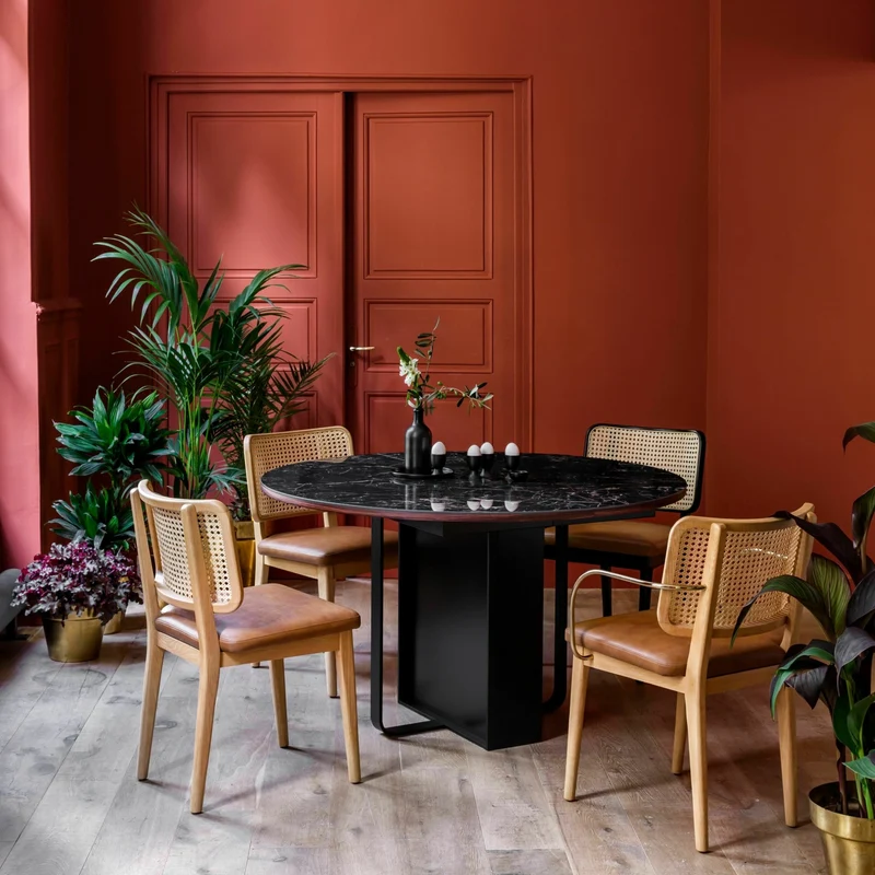Chaise en chêne naturel et cuir tabac Cannage - RED Edition