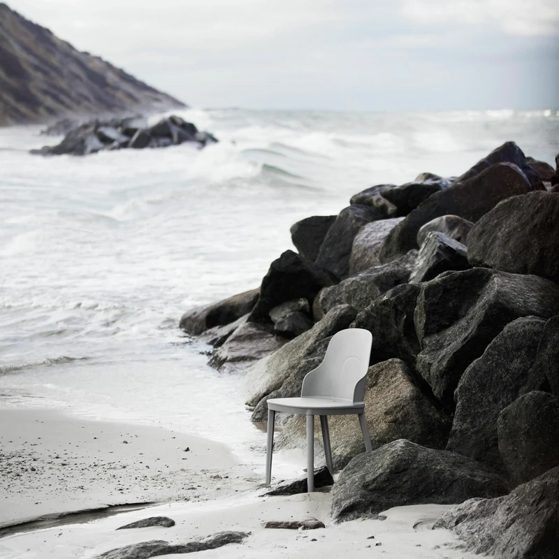 Chaise gris chaud en polypropylène Allez Warm Grey - Normann Copenhagen