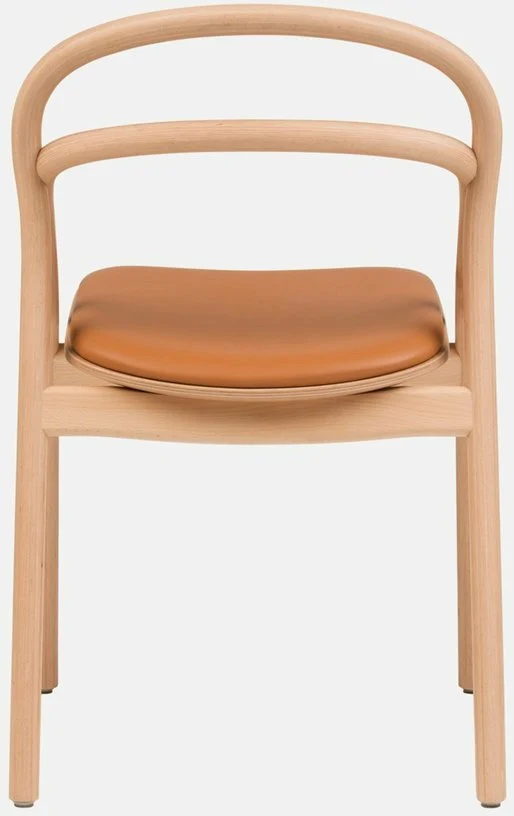 Chaise en bois naturel et assise en cuir marron Udon - Hem