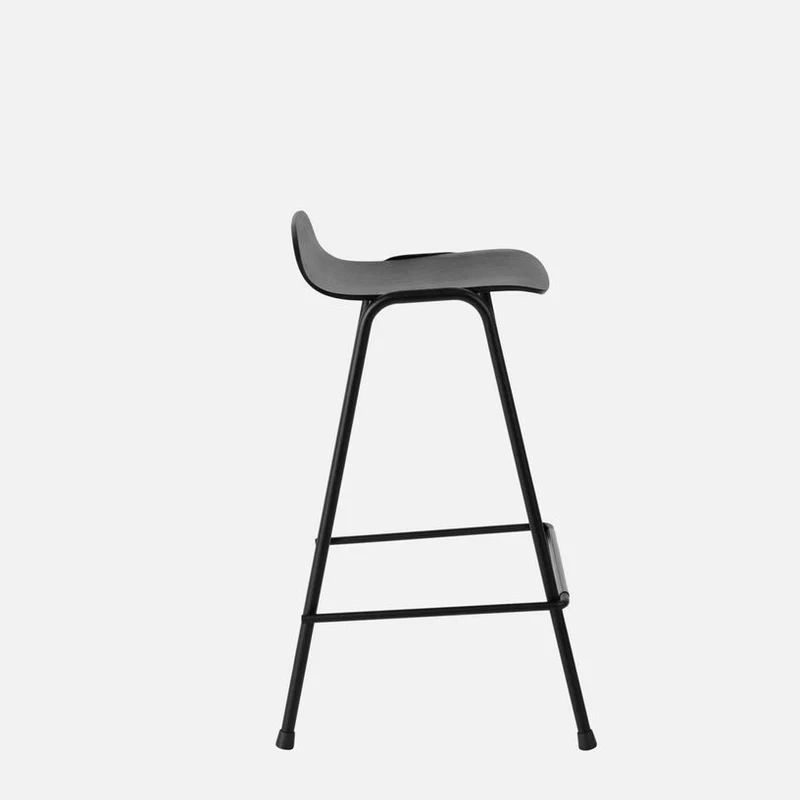 Tabouret de bar 65 cm en bois noir et cadre noir Touchwood - Hem