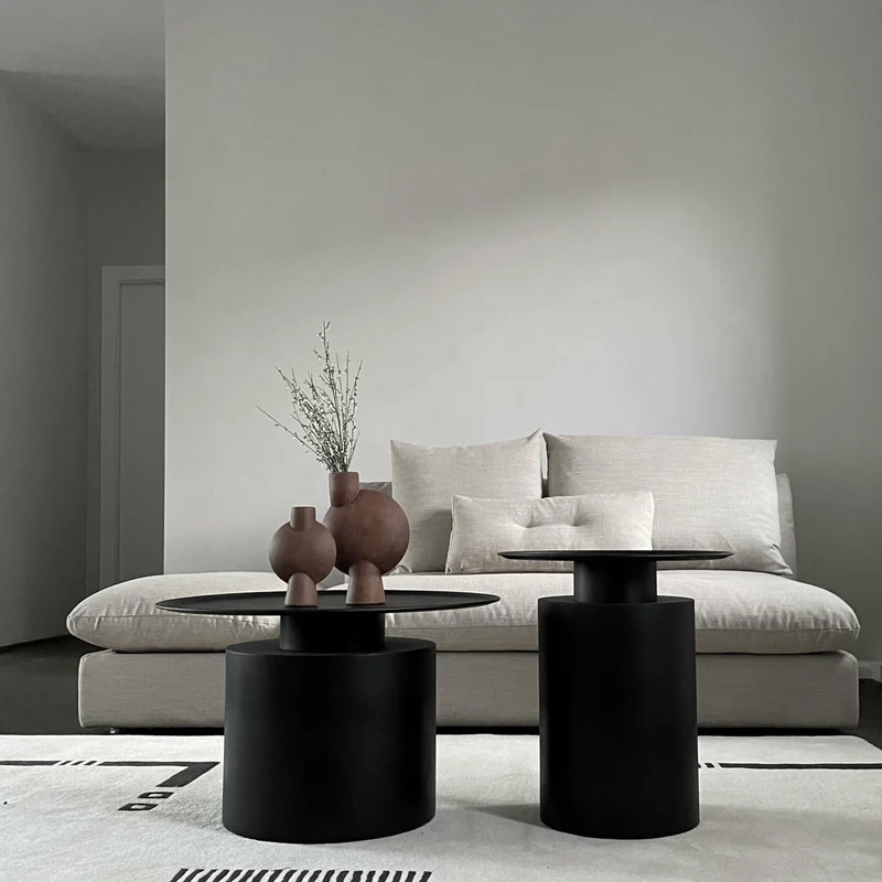 Table en métal noir basse Pillar - 101 Copenhagen