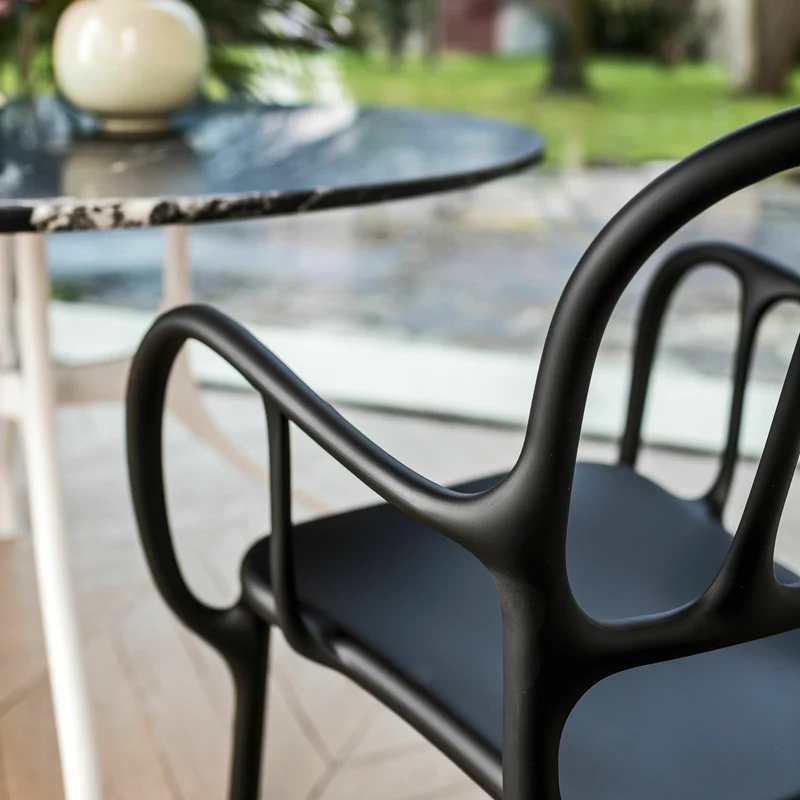 Chaise en polypropylene beige Mila - Magis