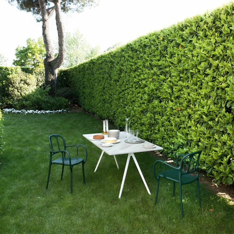 Chaise en polypropylene rouge Mila - Magis
