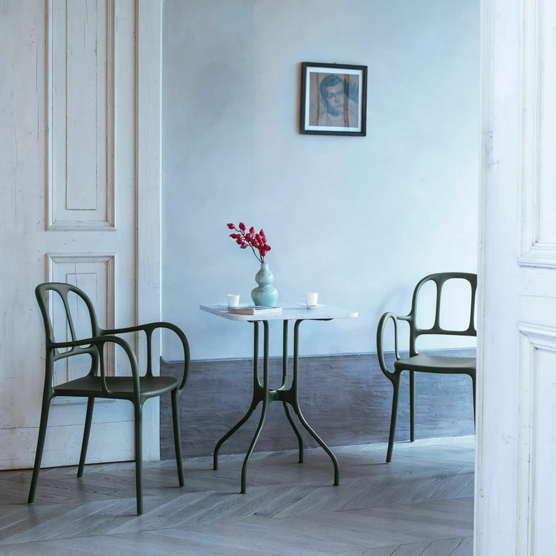 Chaise en polypropylene vert foncé Mila - Magis