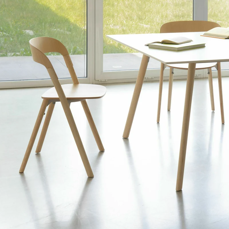 Chaise en frêne gris clair Pila - Magis