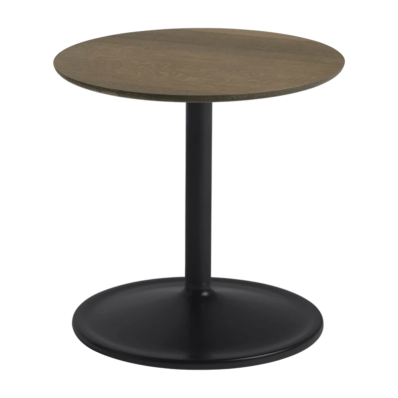 Table d'appoint chêne fumé et aluminium noir D 48 x H 40 cm Soft - Muuto