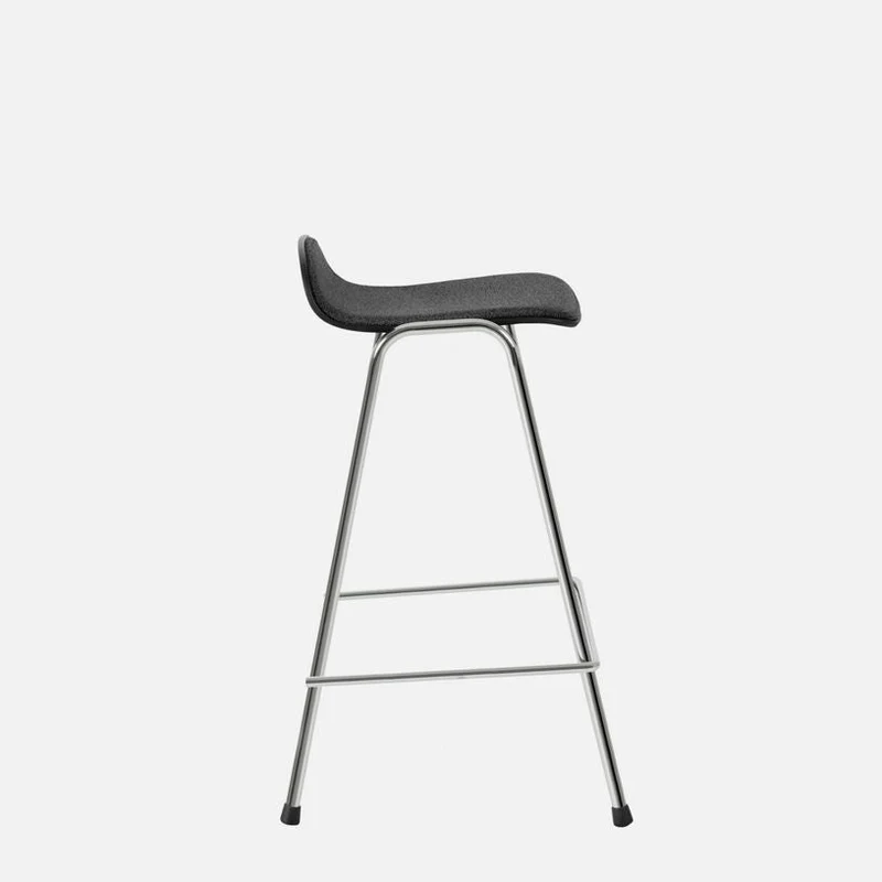 Tabouret de bar 65 cm en tissu noir et cadre argenté Touchwood - Hem