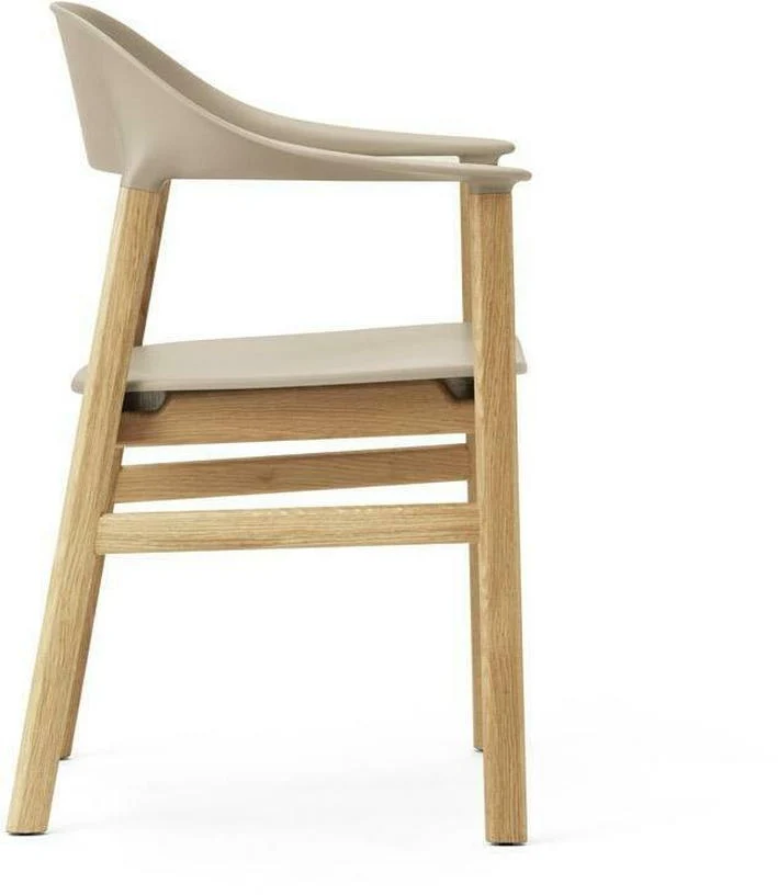 Chaise avec accoudoirs en chêne et polypropylène sable Herit Sand - Normann Copenhagen