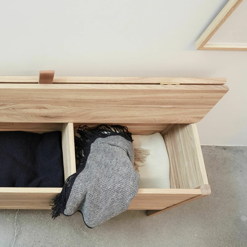 Banc avec rangement en chêne huilé blanc 111 cm A Line - Form & Refine