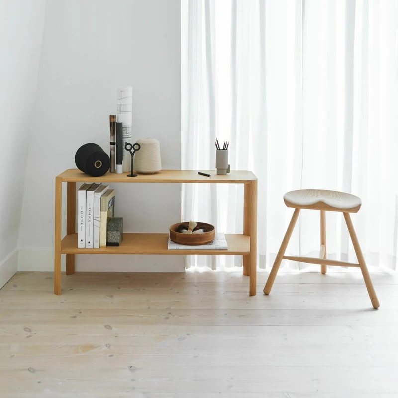 Tabouret en chêne naturel 49 cm Shoemaker - Form & Refine