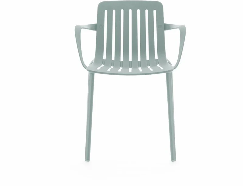 Chaise avec accoudoirs en aluminium bleu ciel Plato - Magis