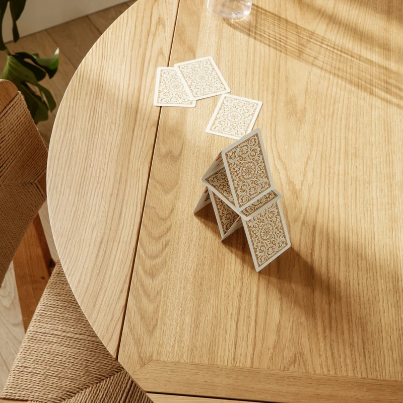 Table à manger extensible en noyer B-Table - Gubi