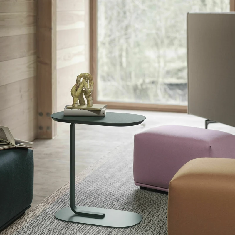 Table d'appoint en acier blanc cassé H 73,5 cm Relate - Muuto