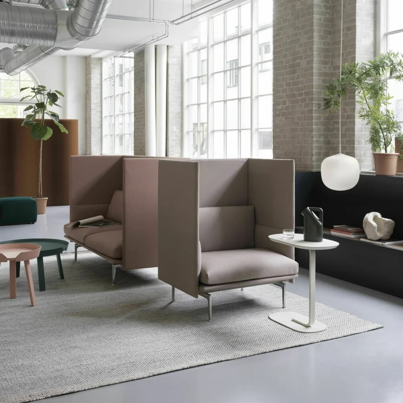 Table d'appoint en acier blanc cassé H 73,5 cm Relate - Muuto