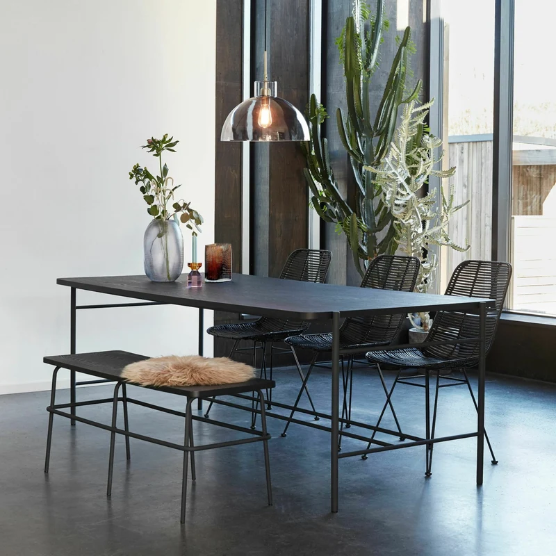 Banc noir en bois de frêne et métal - Hübsch
