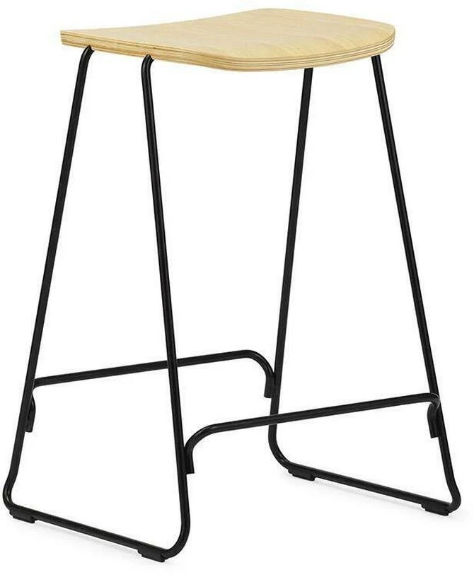 Tabouret de bar 65 cm en chêne et acier noir Just noir/ Oak - Normann Copenhagen